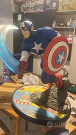 Statua marvel capitan america