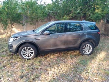 Land Rover Discovery Sport 2.0 TD4 4X4, anno 2019