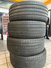 Gomme 275/45/22