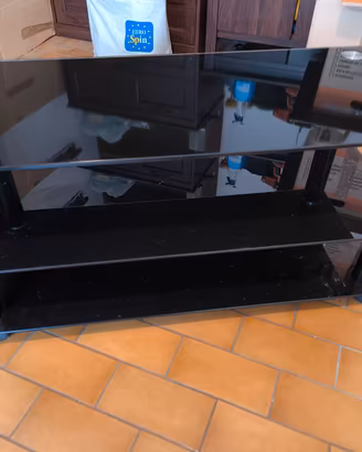 Porta tv in vetro elegante