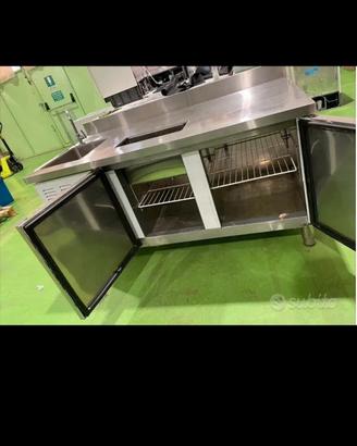 banco frigo aciaio inox  con lavello 