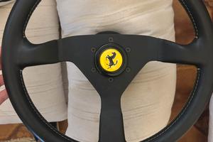 Volante Ferrari Momo