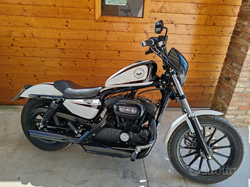 Harley Davidson sportster 883