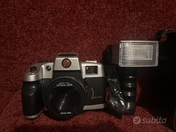 Fotocamera analogica vintage completa