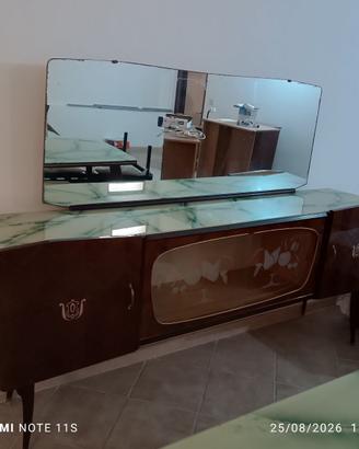 tavolo in vetro verde+ buffet