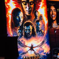 Ce rco teli retroilluminati The Space Cinema