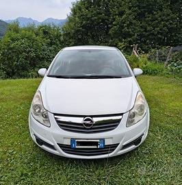 Opel corsa gpl, 2009