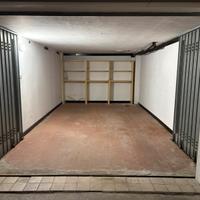 Garage a Jesolo Lido-Zona faro (4min dal mare)