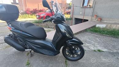 Piaggio  Beverly 300 hp S