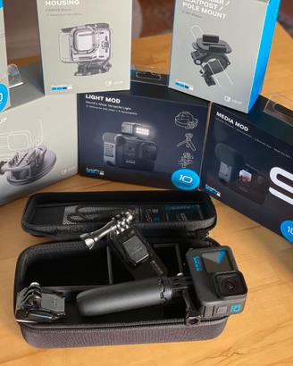 GoPro 10Hero Black Kit Viaggio + 7 accessori