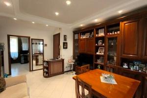 Appartamento ben tenuto TRE camere