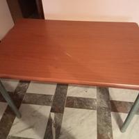 tavolo e montacarichi
