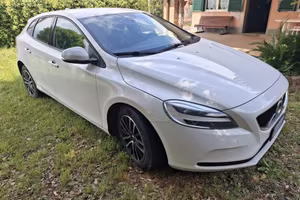 Volvo V40 T2 Business Plus 