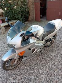 HONDA VFR 800