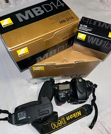 NIKON D 600