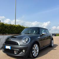 Mini Cooper SD 2.0 143 cv