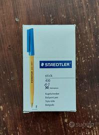  penne nere Staedtler in totale 40