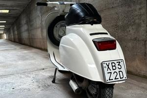 Vespa 50 special