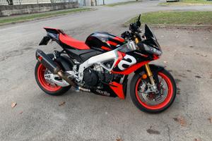 Aprilia Tuono V4 Factory
