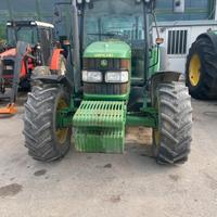 Trattore JOHN DEERE 5100 R