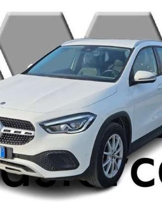 MERCEDES-BENZ GLA 180 GLA 180D Business Extra au