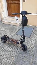 monopattino elettrico 