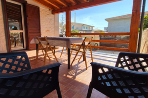 Marina di Modica, appartamento in villa