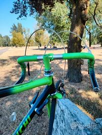 manubrio da corsa bici bianchi