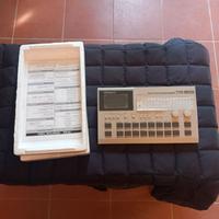 DRUM MACHINE TR 505