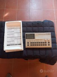 DRUM MACHINE TR 505