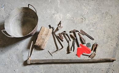 attrezzi vintage collezione vetrine