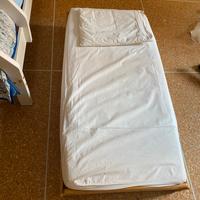 Lettino montessori in legno