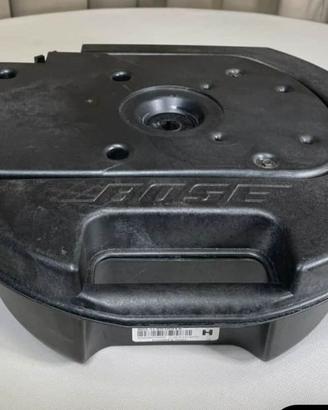 Subwoofer Bose per vano ruota di scorta  auto