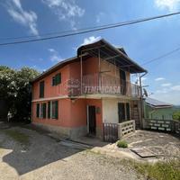 CASA INDIPENDENTE A MONTE !!