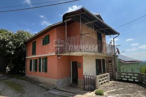 CASA INDIPENDENTE A MONTE !!