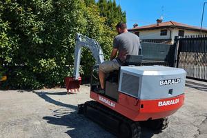 E247- Escavatore Baraldi 102/B