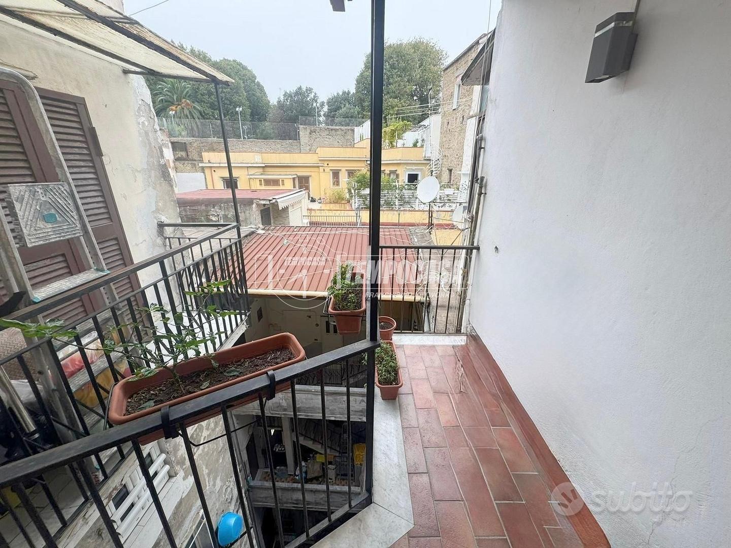Appartamento – Napoli, Pizzofalcone, Municipalità 1 - Vista 2