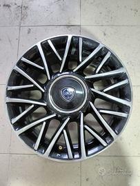 Cerchio in lega da 15 pollici per lancia y