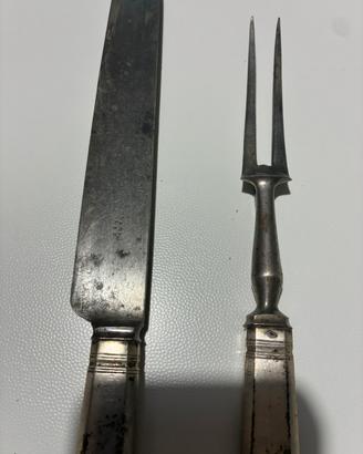 Set coltello e forchettone da tavolo antico