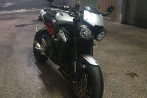 Triumph street triple 765r