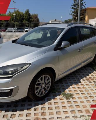 RENAULT Mégane 1.5 dCi 110 CV SporTour Limited