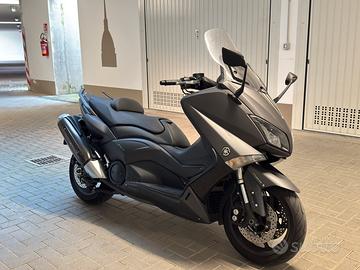 Tmax 530 - ABS