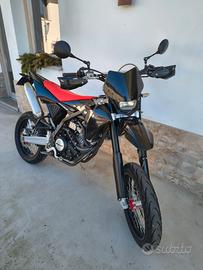 Fantic Motard performance 125