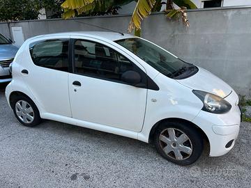 Toyota  aygo 1.0 12v 5 porte noe connect