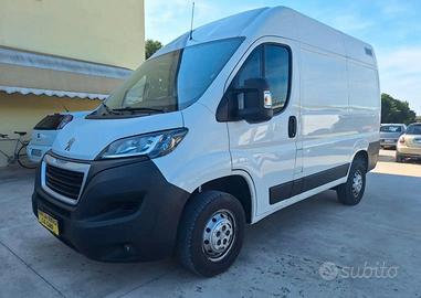 Peugeot boxer / 2014 333 l1h2 2.2 bluehdi 140cv