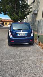 lancia y 1.2 benzina