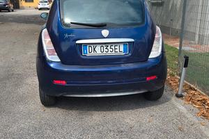 lancia y 1.2 benzina
