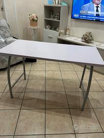 Scrivania per cameretta