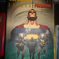 VOLUME SUPERMAN/BATMAN  VS ALIENS/PREDATOR