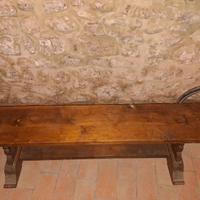 Panca in noce nazionale